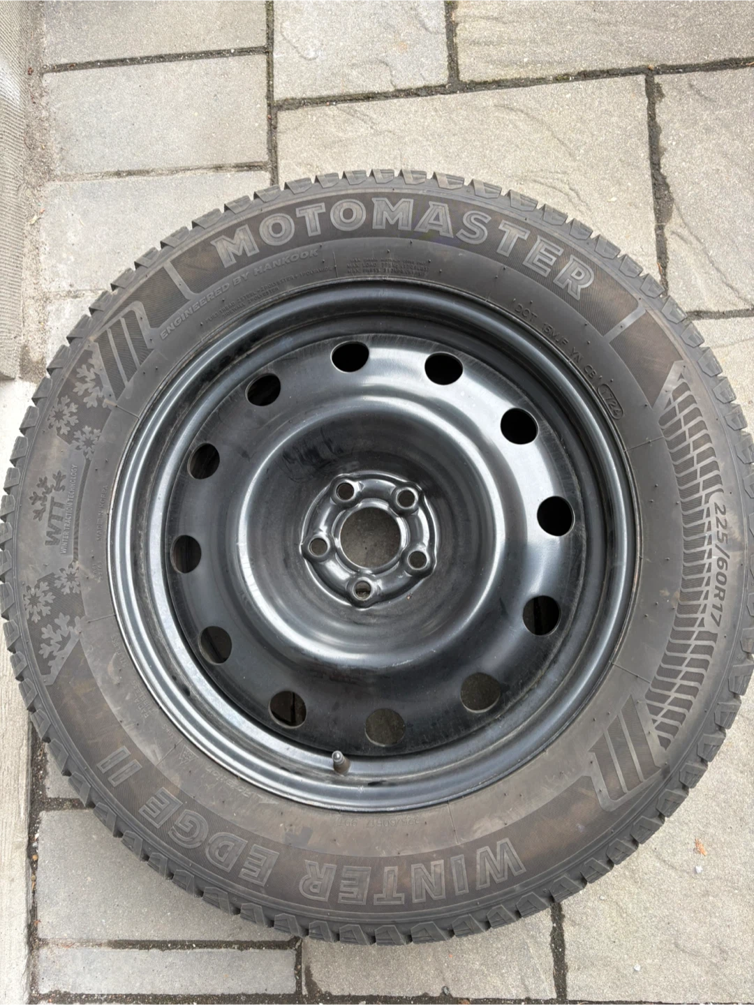 Motomaster Winter Edge II Snow Tire with Rim