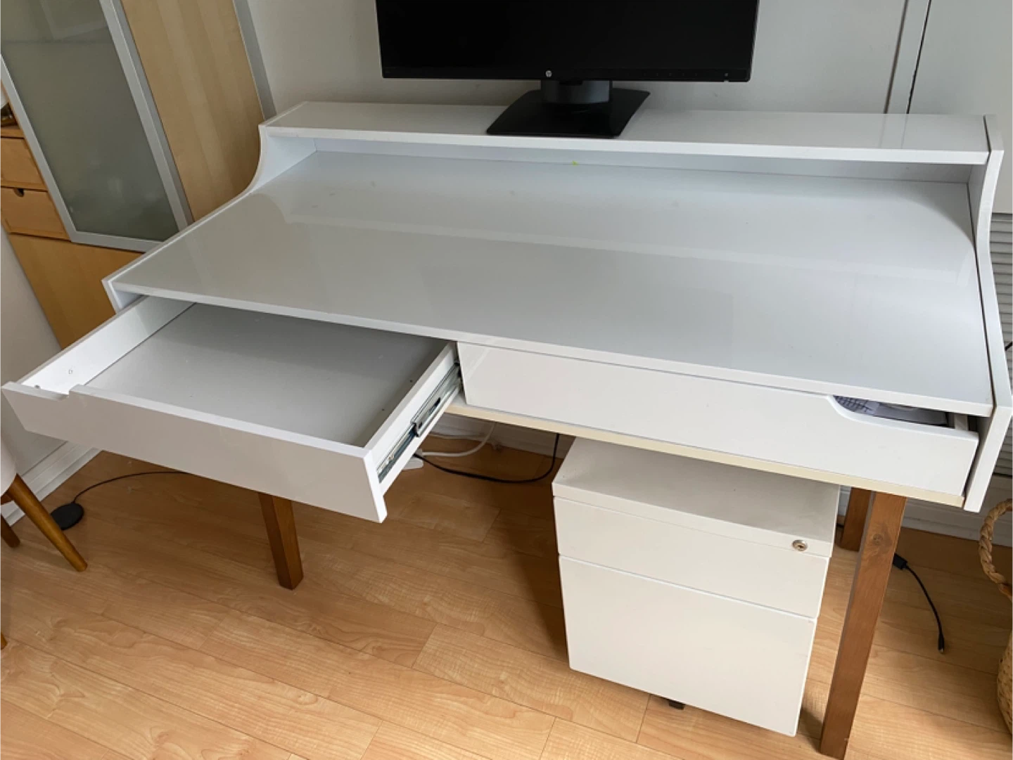 White Computer Desk with Drawers