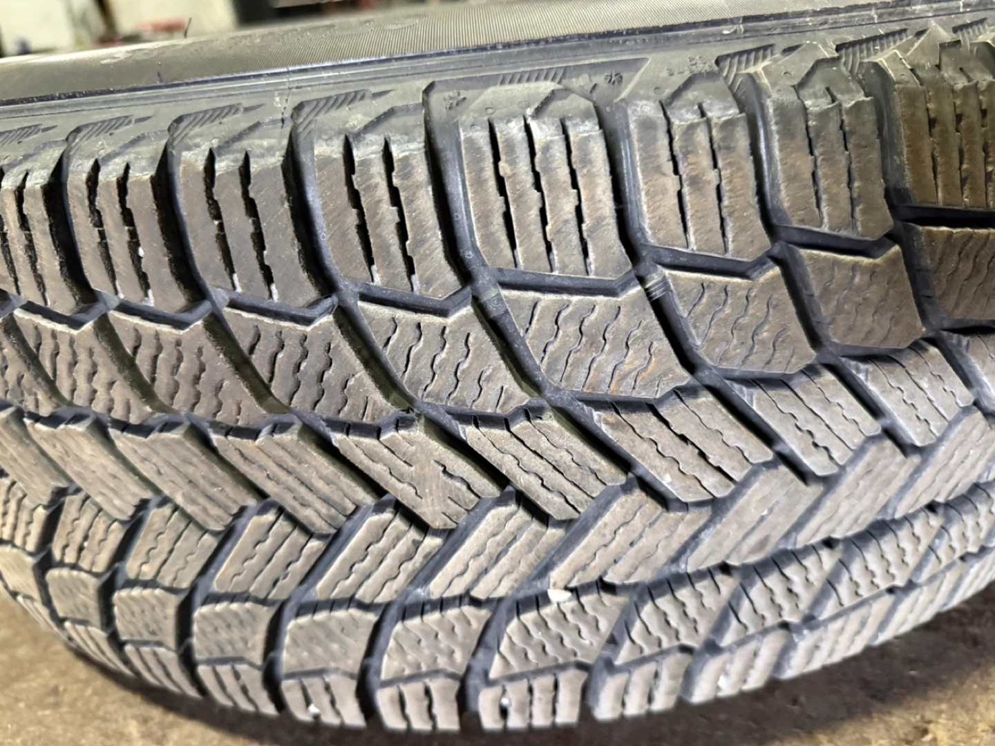 Subaru Crosstrek-Set of 4 Michelin Winter Tires - 225/60R17 - photo 4