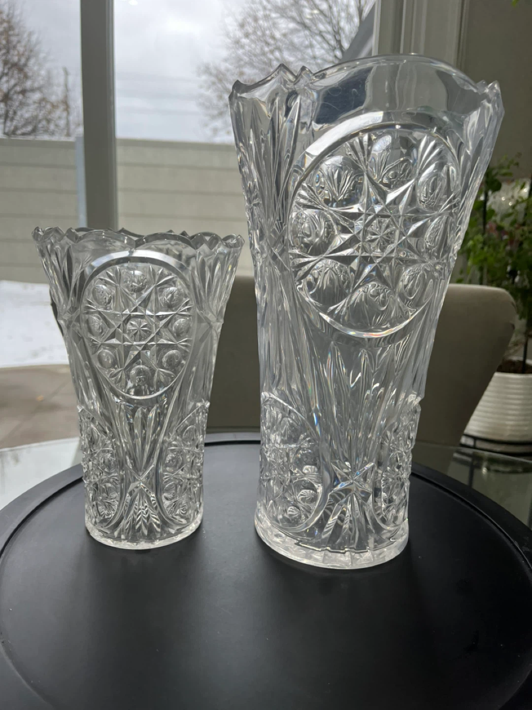 Set of 2 Clear Acrylic Glass Vases - photo 3