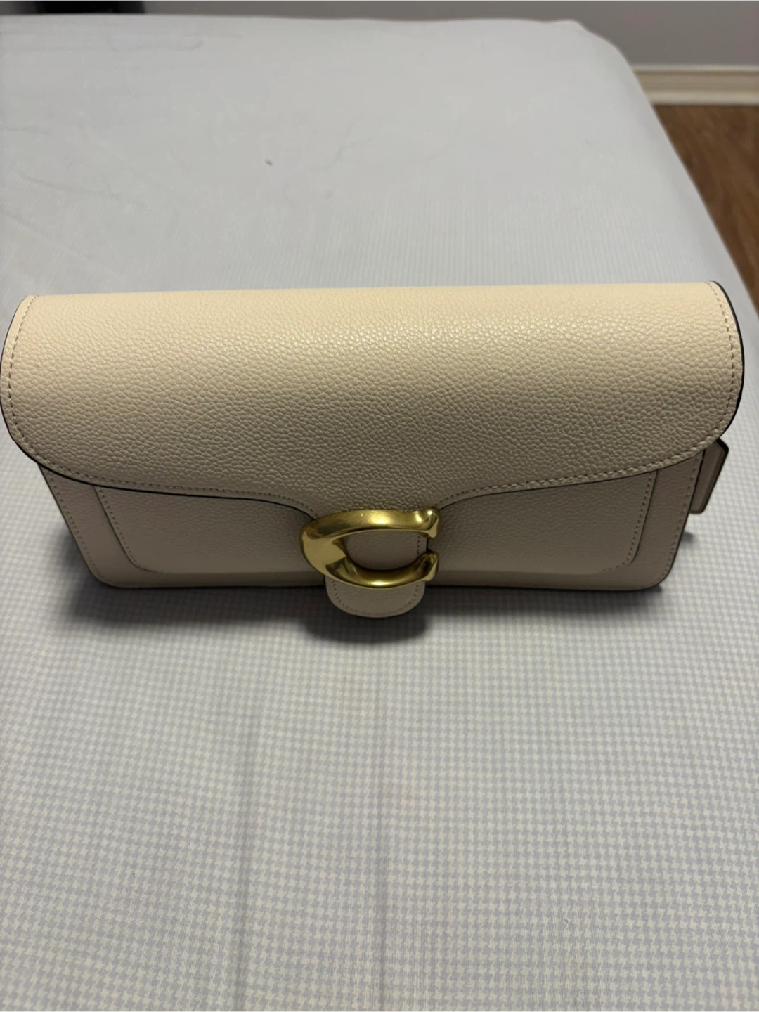 Coach Tabby Shoulder Bag Cream Pebble Leather