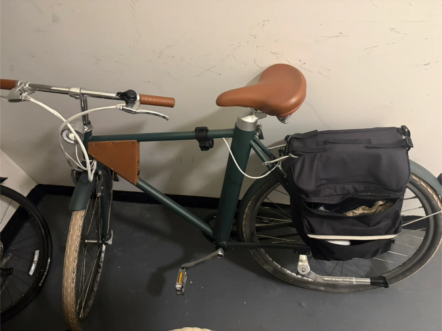 Vela Green Electric Bike - photo 2
