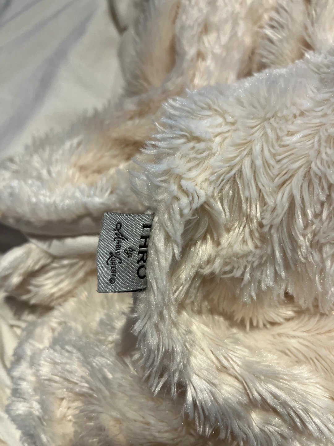 Marlo Lorenz Thro, Blanket - Cream
