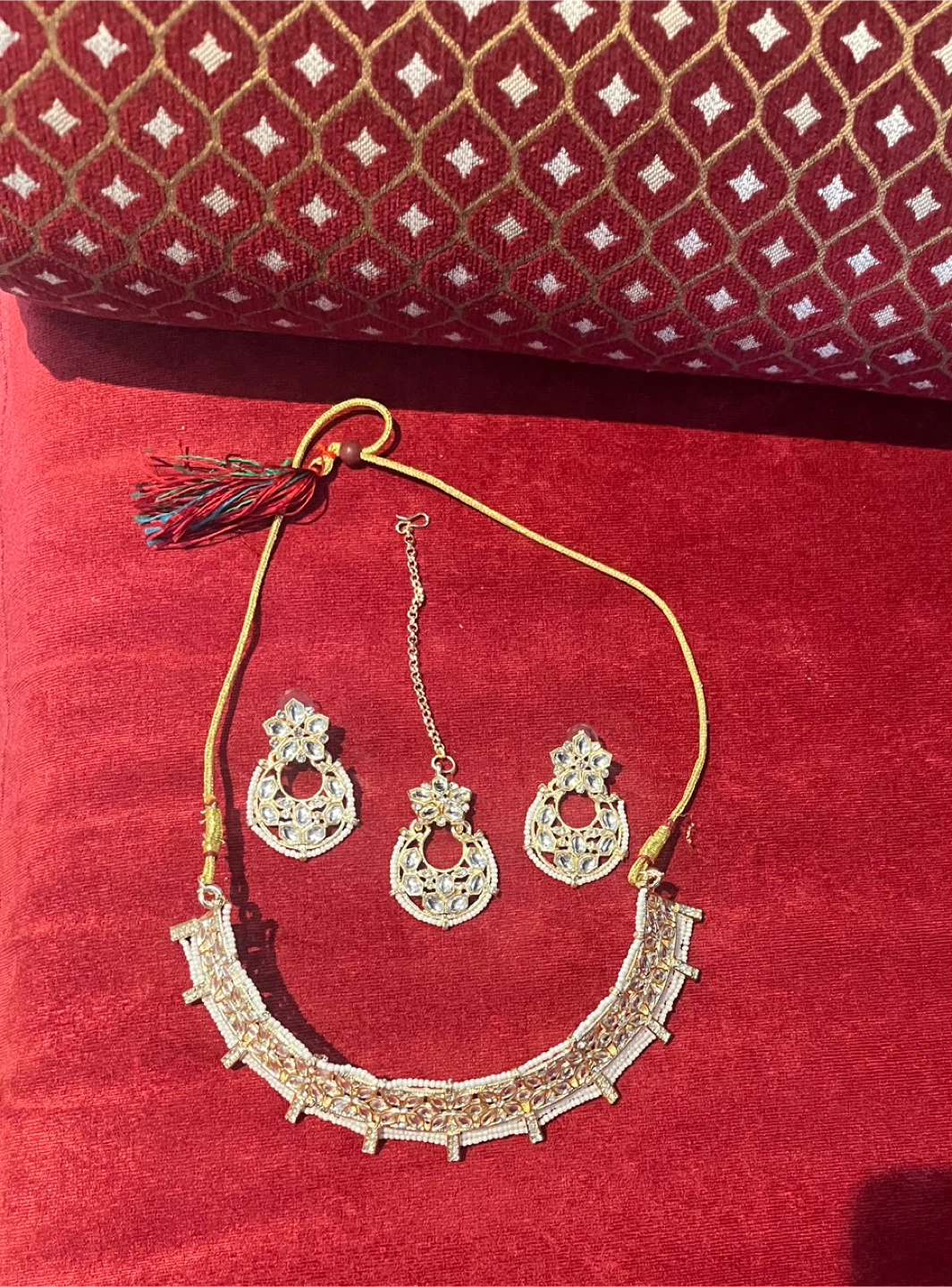 Gold Tone Choker Necklace Set with Earrings and Tikka - photo 3
