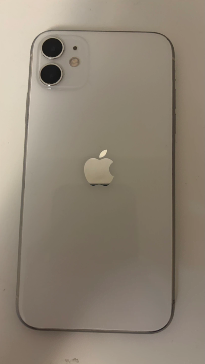 Apple iPhone 11