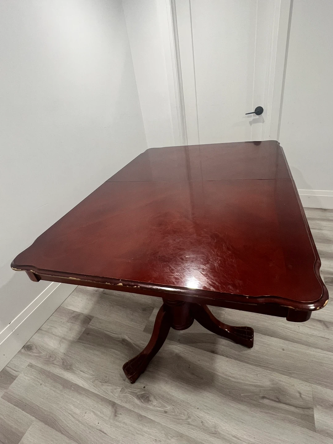 Pedestal Dining Table - Cherry Finish