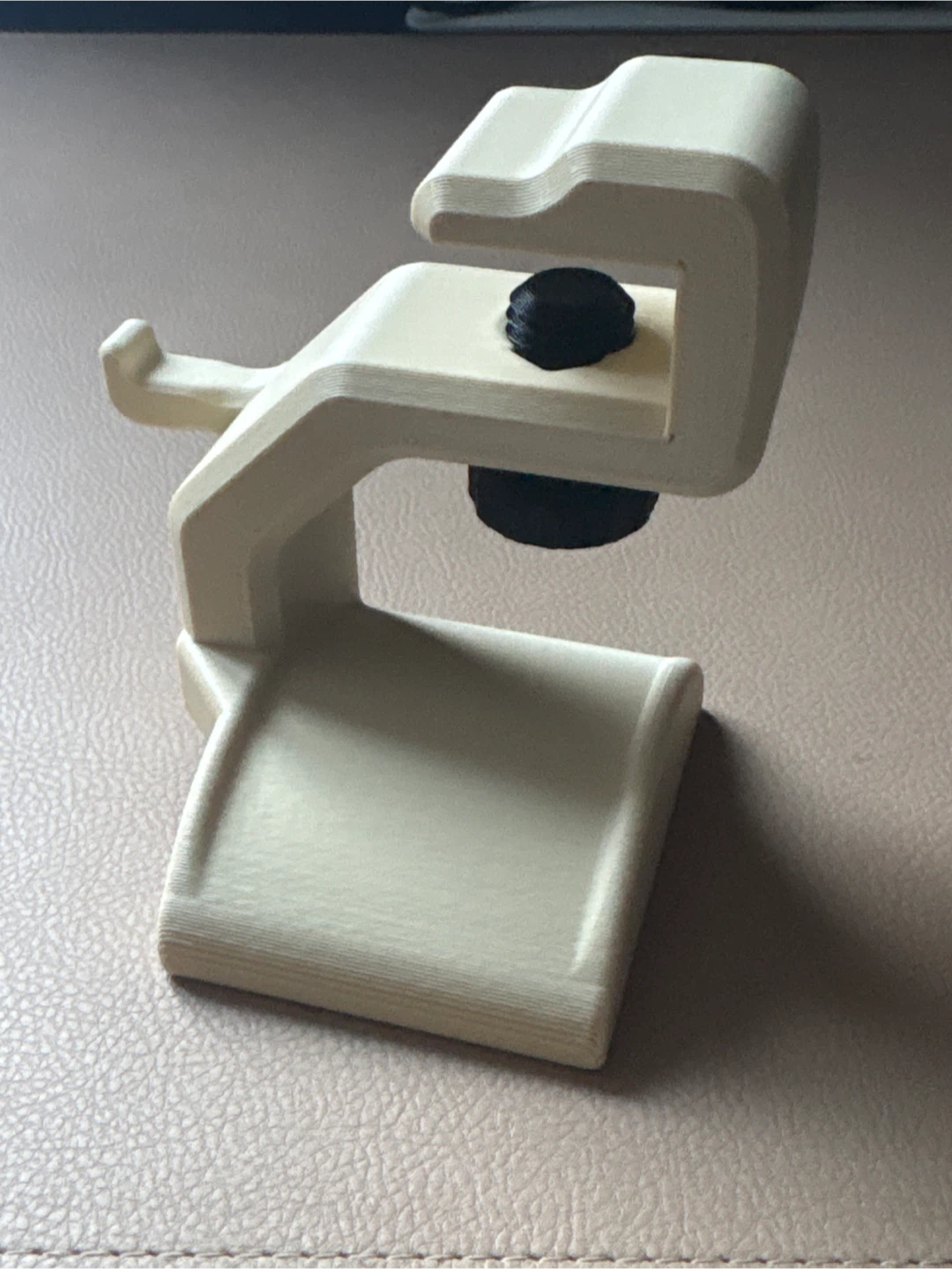 Desk mounted Headphone Hanger