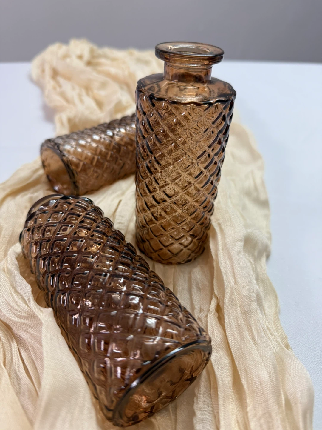 Set of 8 Amber Diamond Embossed Glass Bud Vases - photo 2