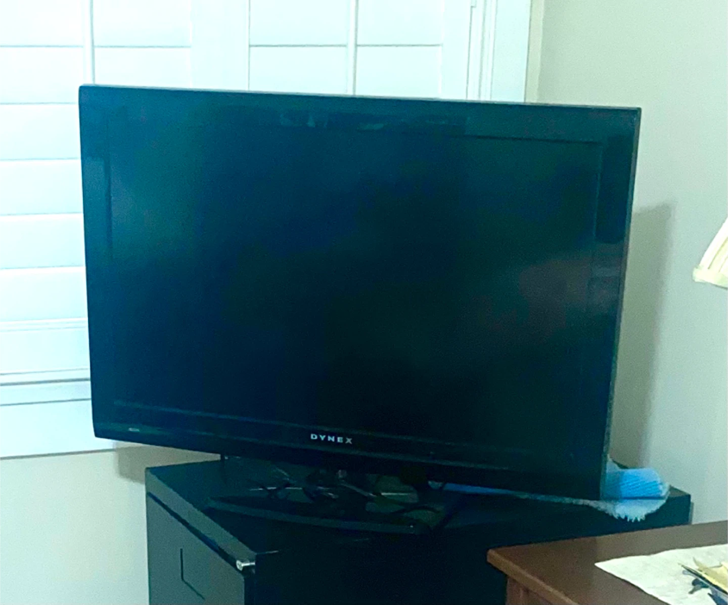Television - 32” - colour smart TV