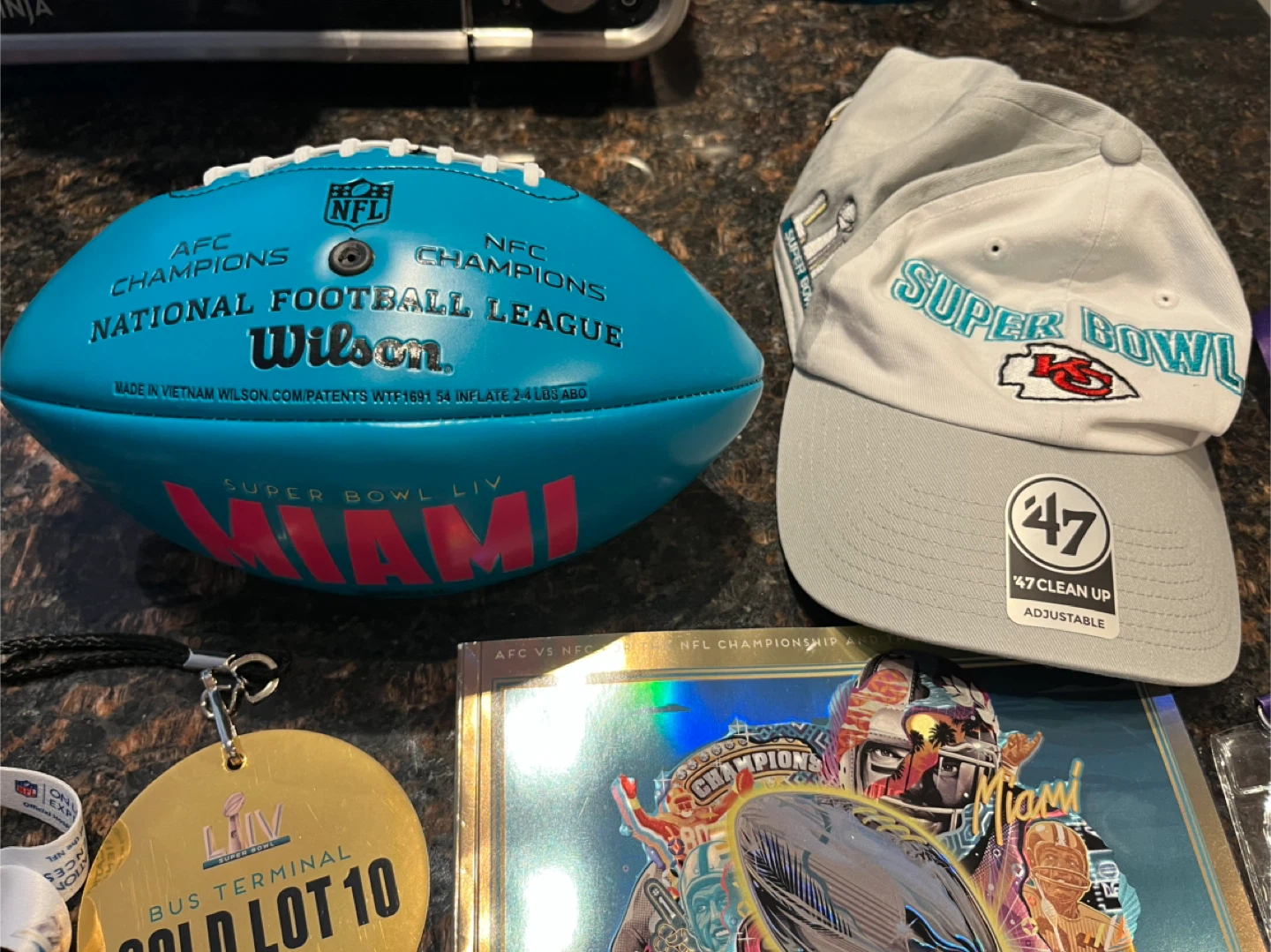 Super Bowl LIV NFL Memorabilia Collection - photo 2