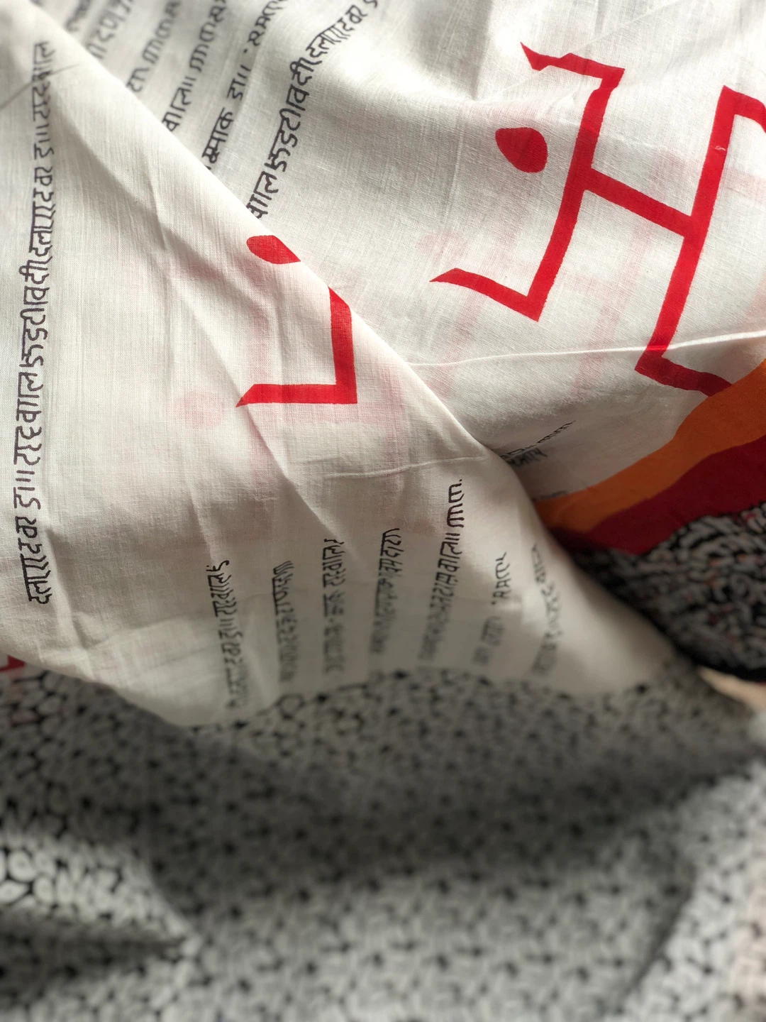 Indian cotton saree with Devine Symbols and text - photo 3