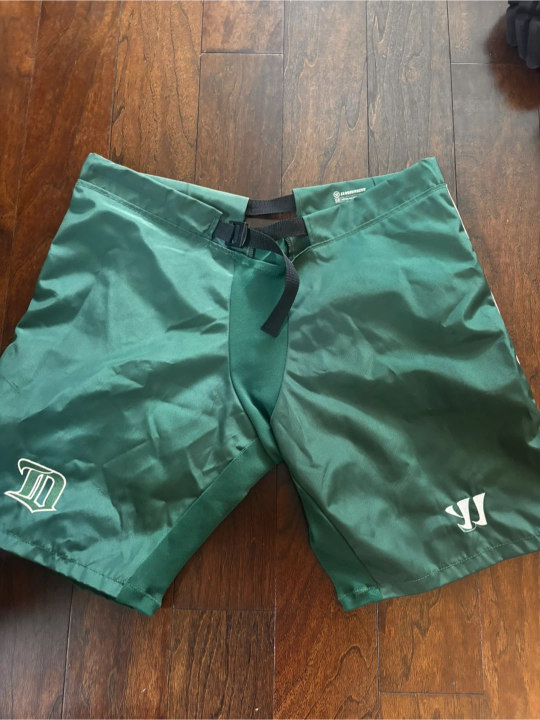 Delta hockey academy Pro stock hockey pant shells