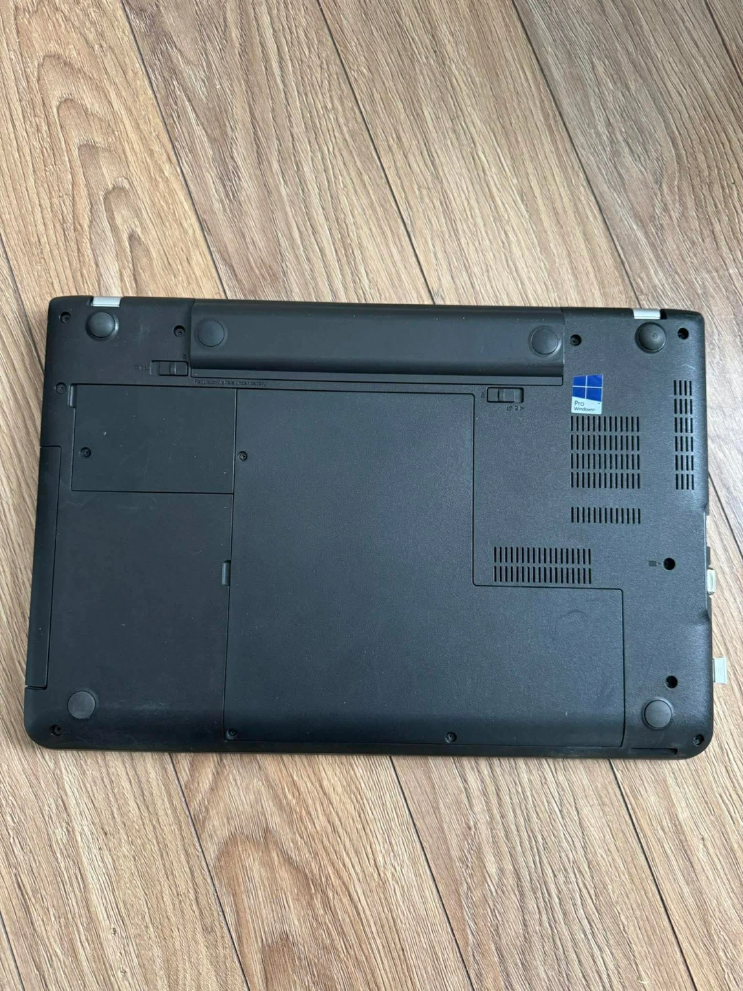 Lenovo ThinkPad E560 Laptop - photo 4