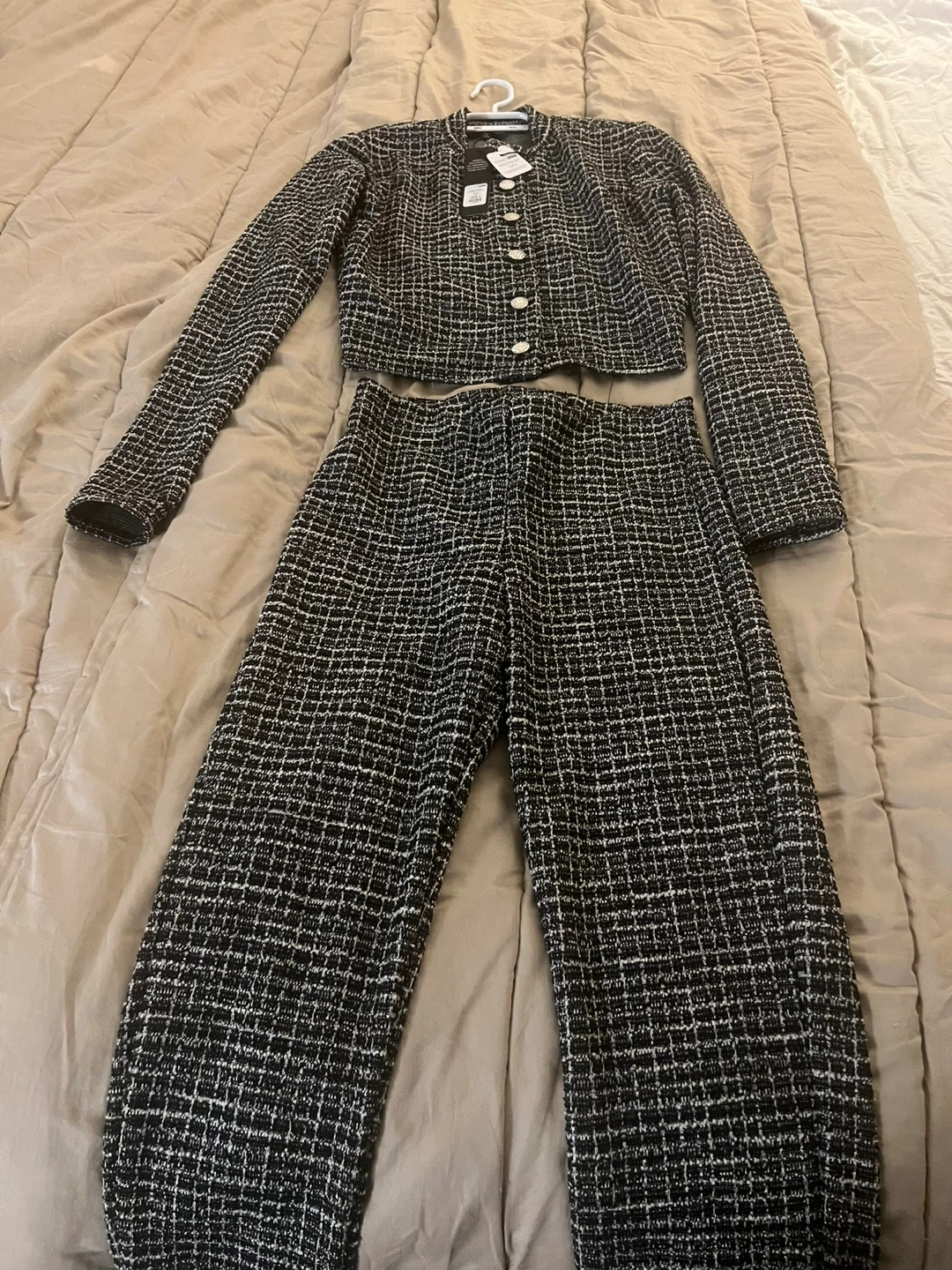 Black and White Tweed Cropped Jacket and Pants Set