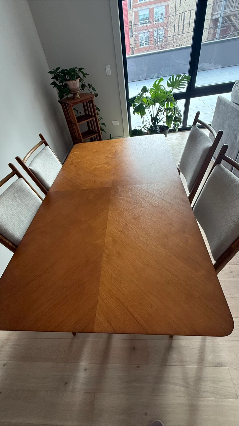 Mid-Century Modern Dining Table with 4 Chairs - photo 5