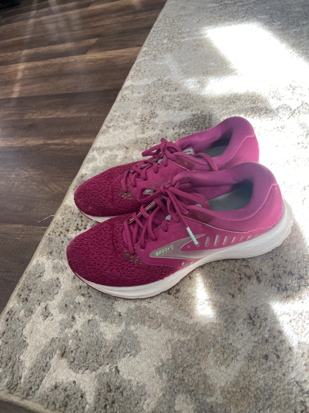 Brooks Range 2 Women's Shoes size 9)