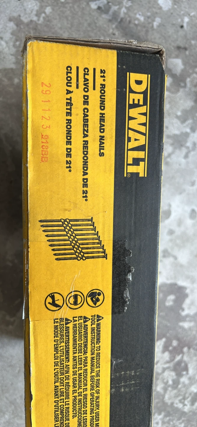 DEWALT 21° Round Head Nails