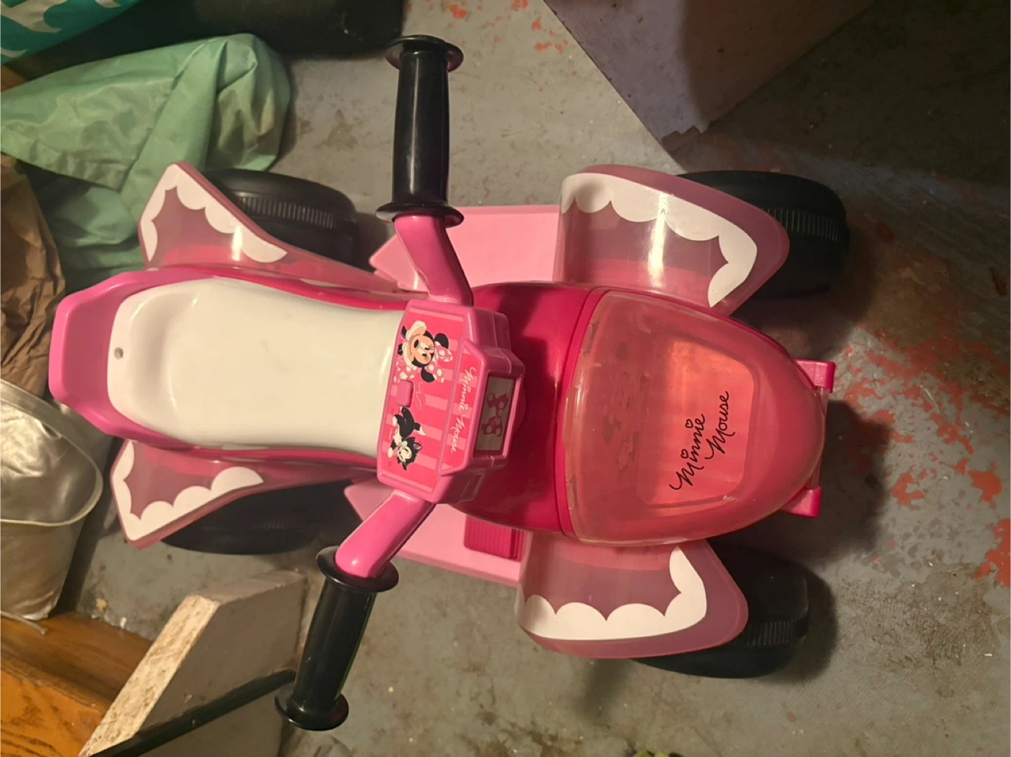 Kids Pink Minnie Mouse Ride-On ATV Toy - photo 2
