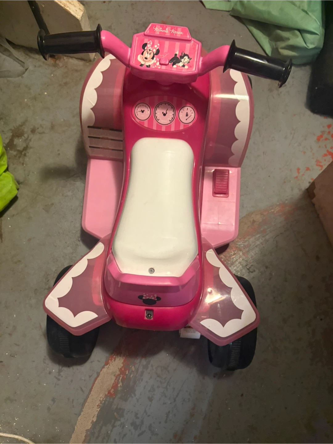 Kids Pink Minnie Mouse Ride-On ATV Toy - photo 4