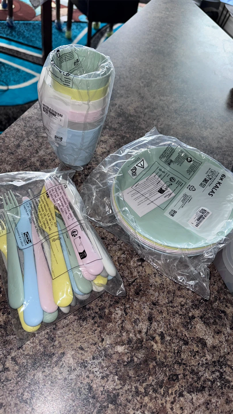 IKEA KALAS Pastel Plastic Children's Dinnerware Set