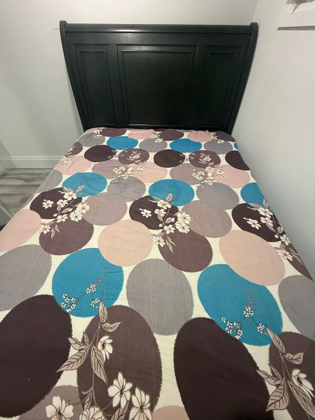 Queen Size bed frame