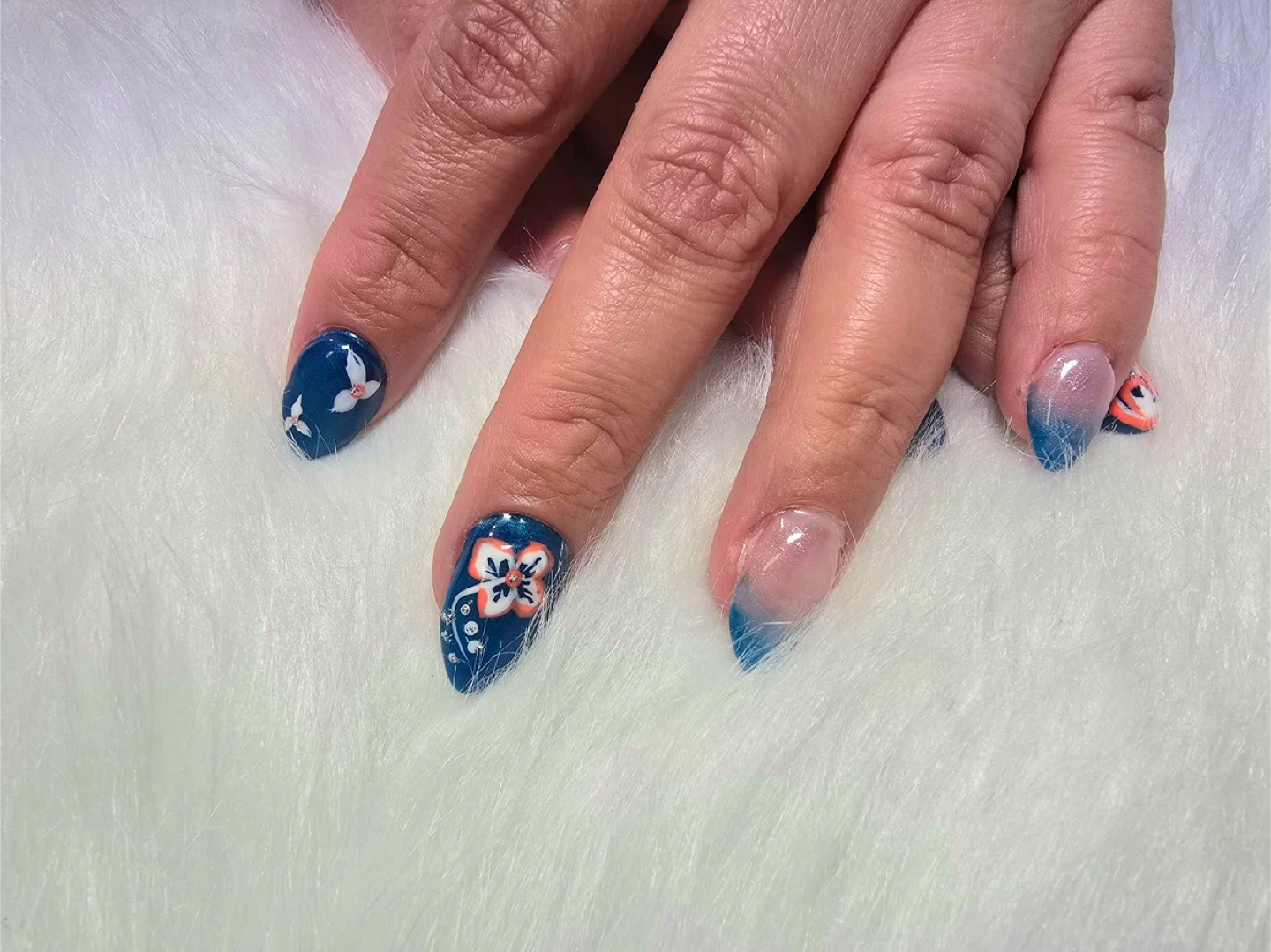 Blue Ombre Nails with Floral Design - photo 3