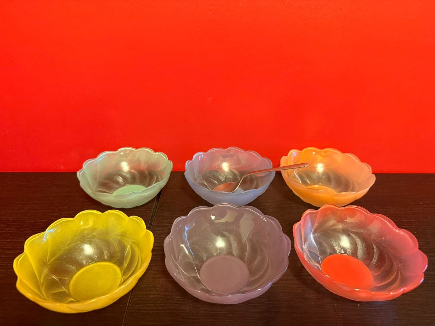 Set of 6 colourful dessert bowls