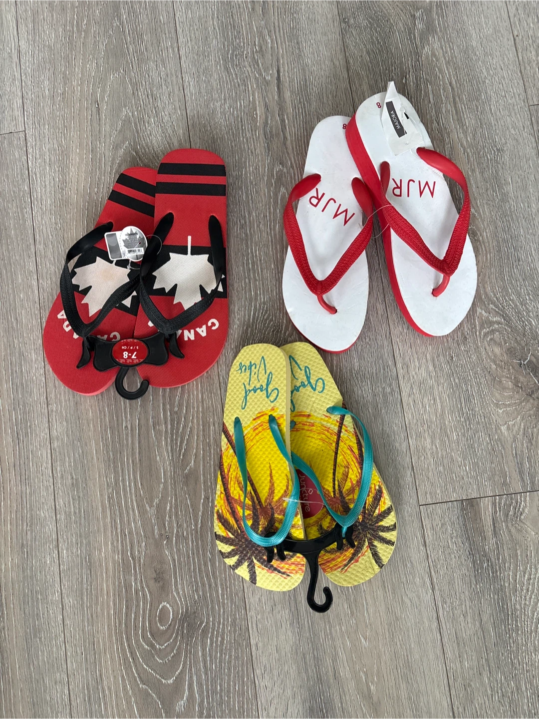Canada Maple Leaf Flip Flops - Size 7-8 - photo 2