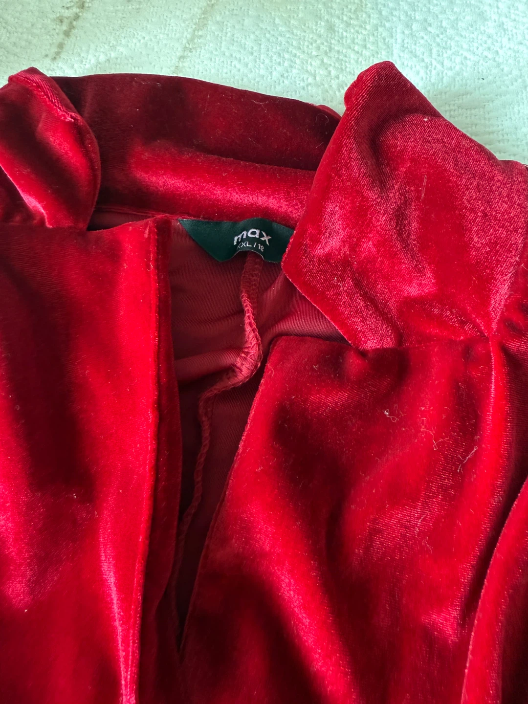 Red Velvet Blazer - Max XL/18 - photo 3