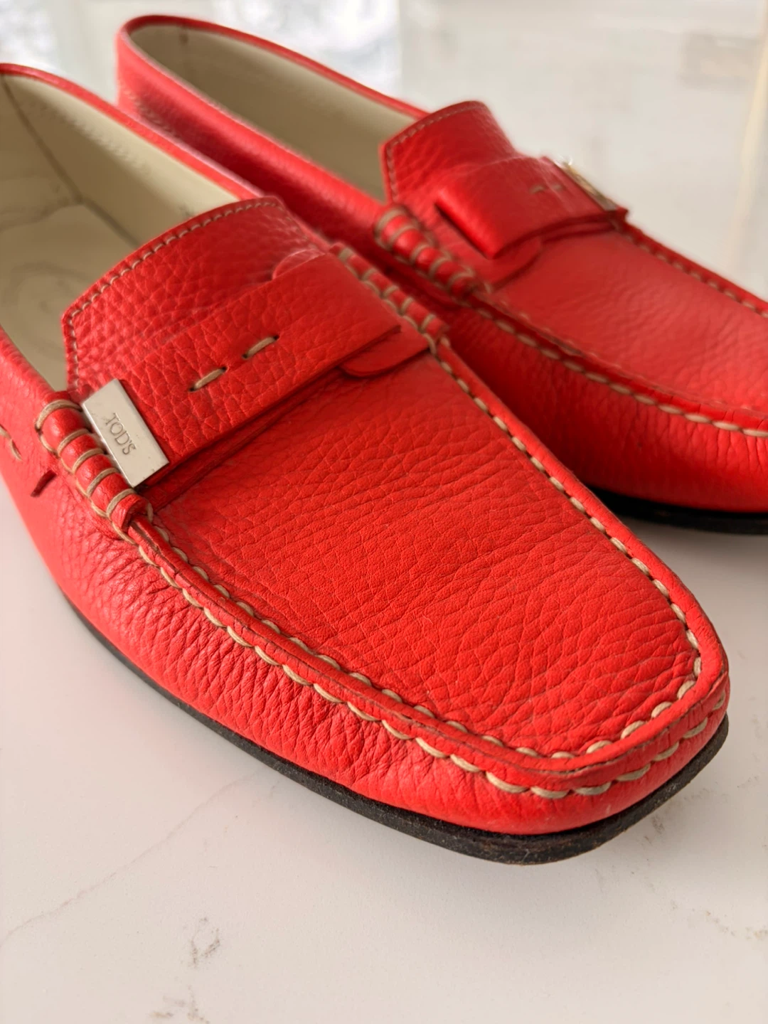 TOD'S Leather Driving Moccasins Women's Size 39 - photo 2