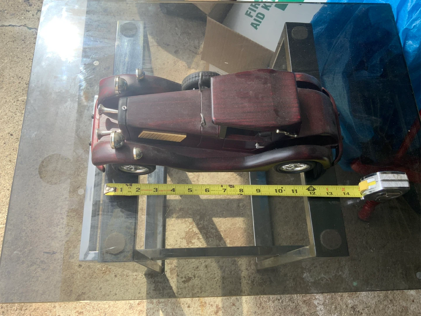 Wooden Vintage Car Model - photo 2