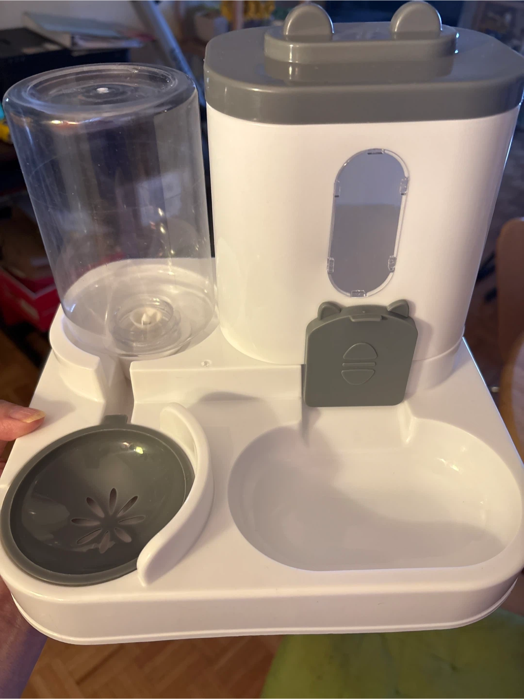 Automatic Pet Feeder and Water Dispenser