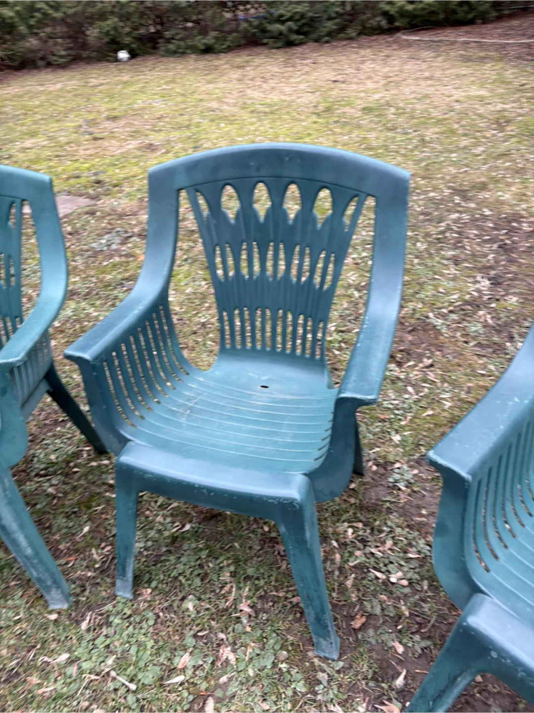 Green Plastic Patio Chairs - Set of 4 - photo 2