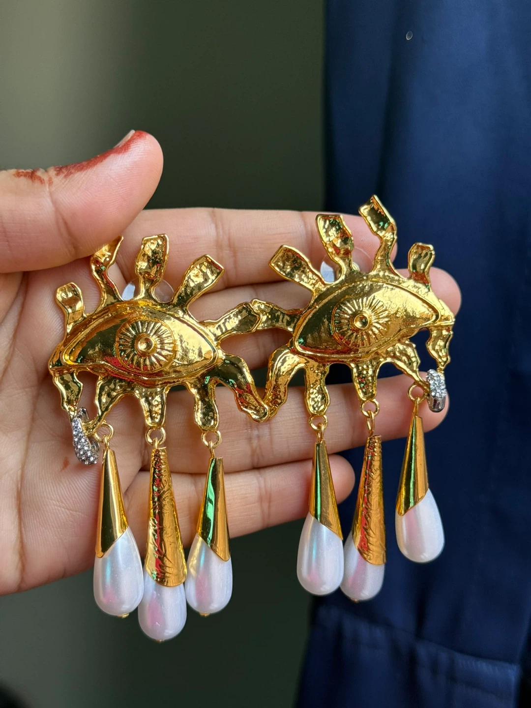 Schiaparelli Inspired Gold Eye Drop Pearl Dangle Earrings - photo 3