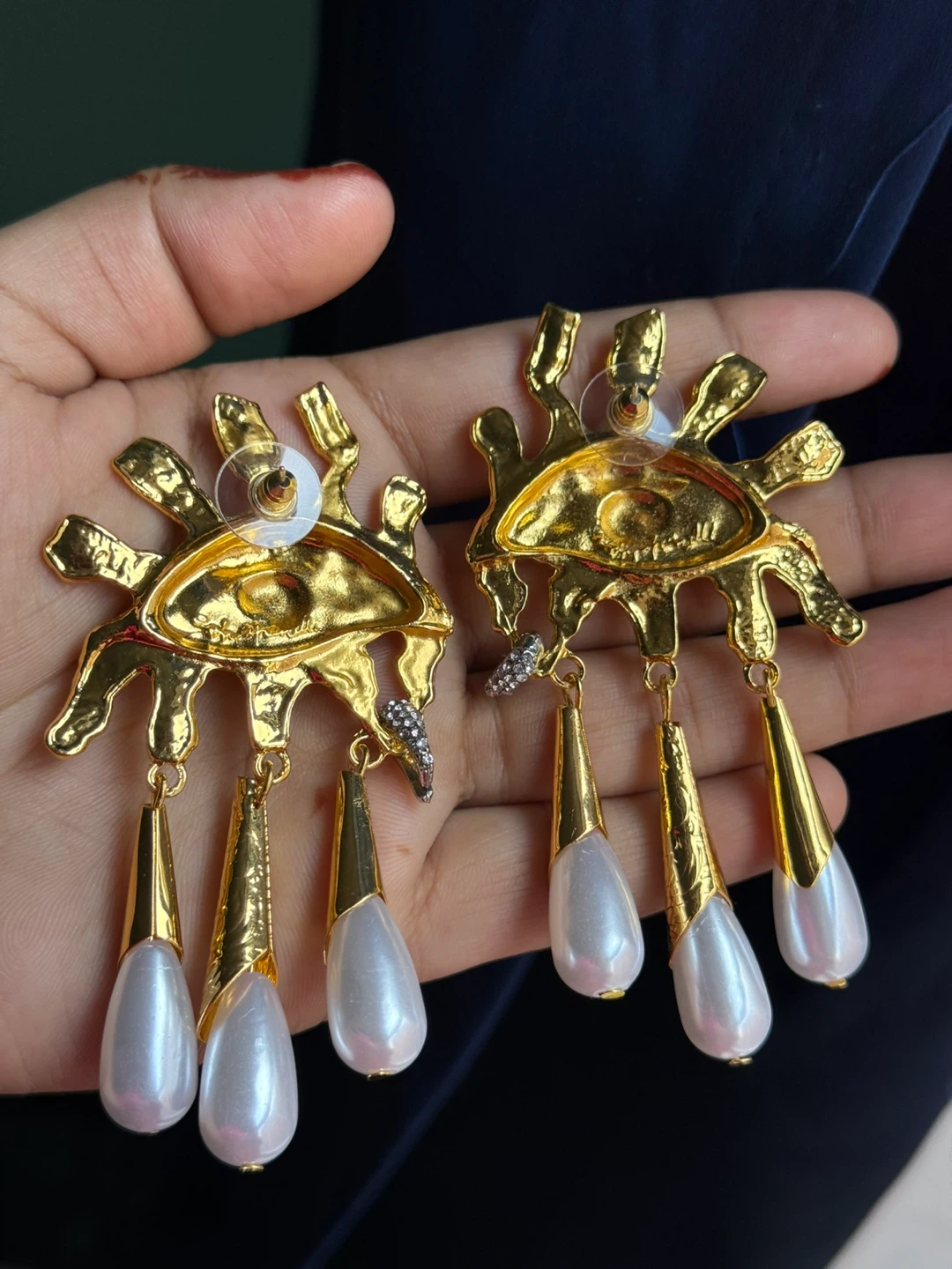 Schiaparelli Inspired Gold Eye Drop Pearl Dangle Earrings - photo 5