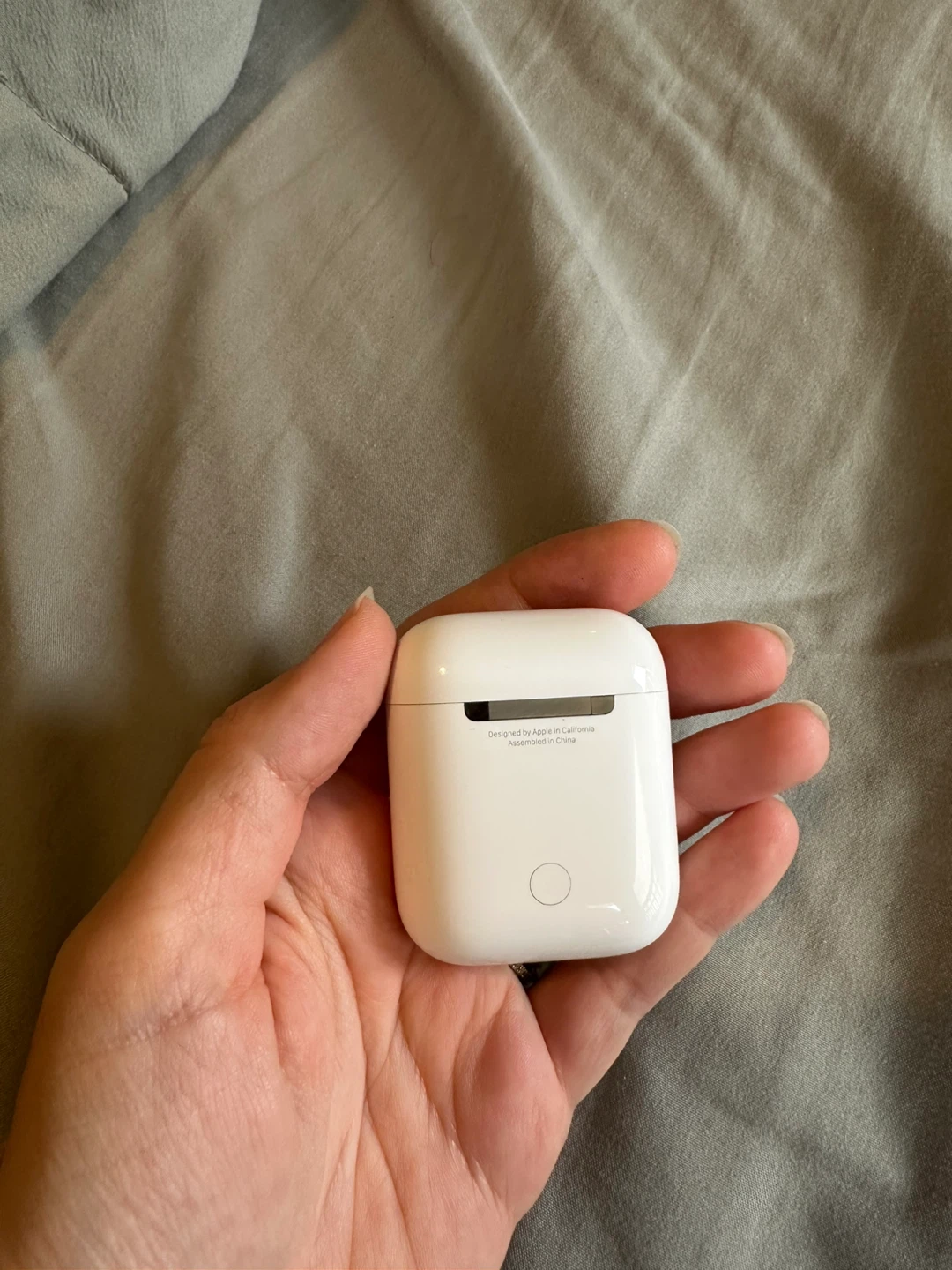 Apple AirPods (2nd generation) - photo 3