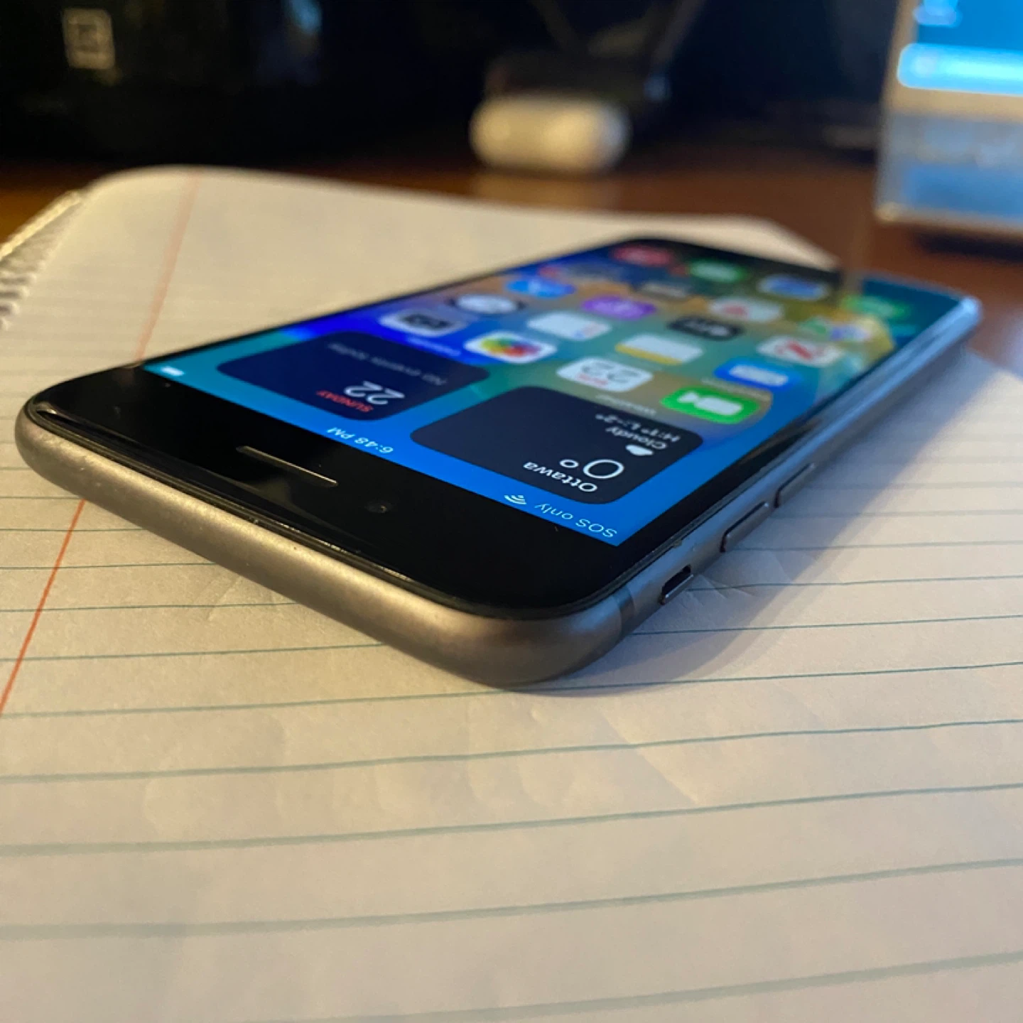 Apple iPhone 8 64gb Black Unlocked - photo 3