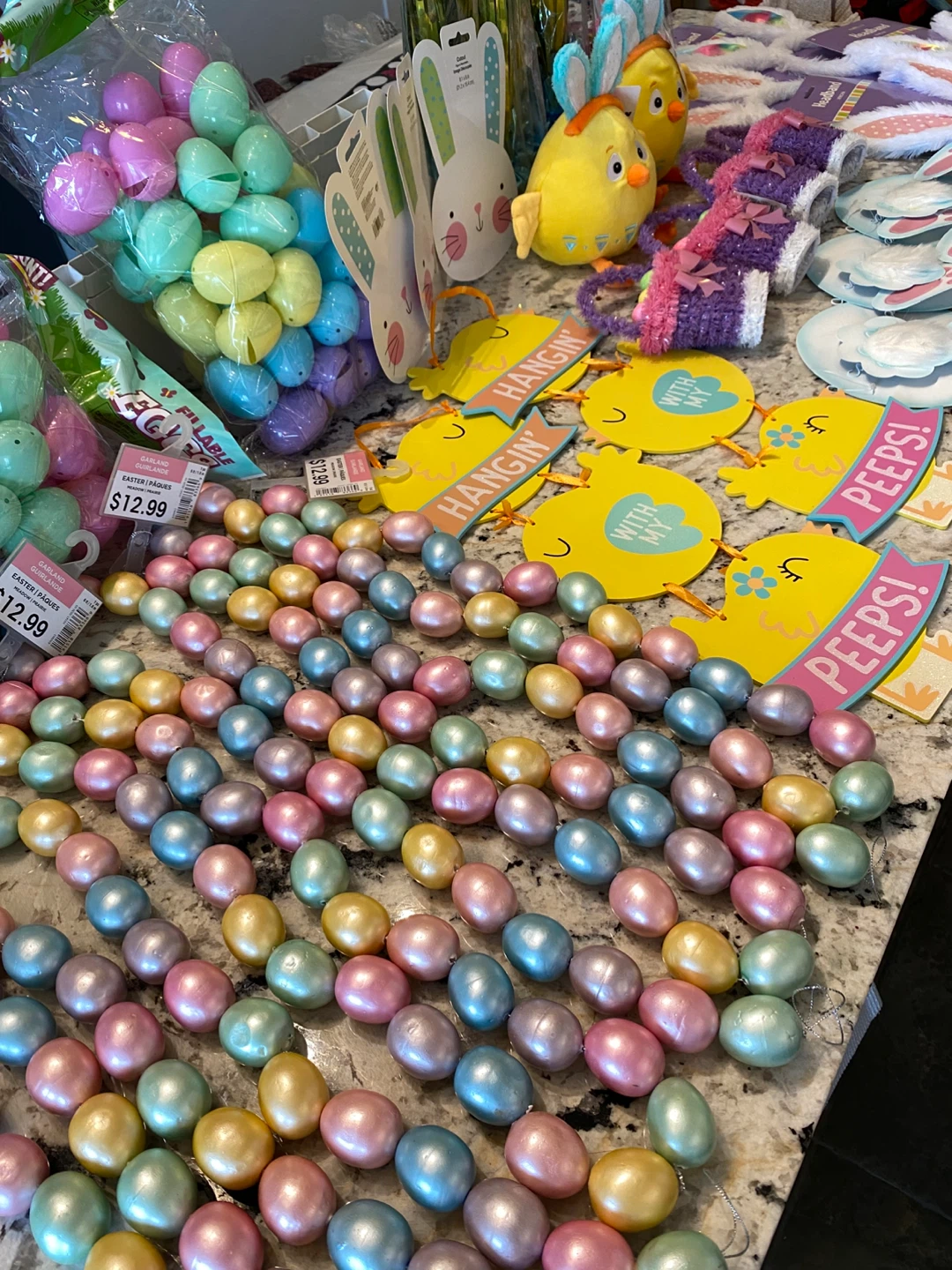 SALE! ($154 value) 🐣 29pcs Easter 🐰 4pc Egg Garland + 25 FREE!