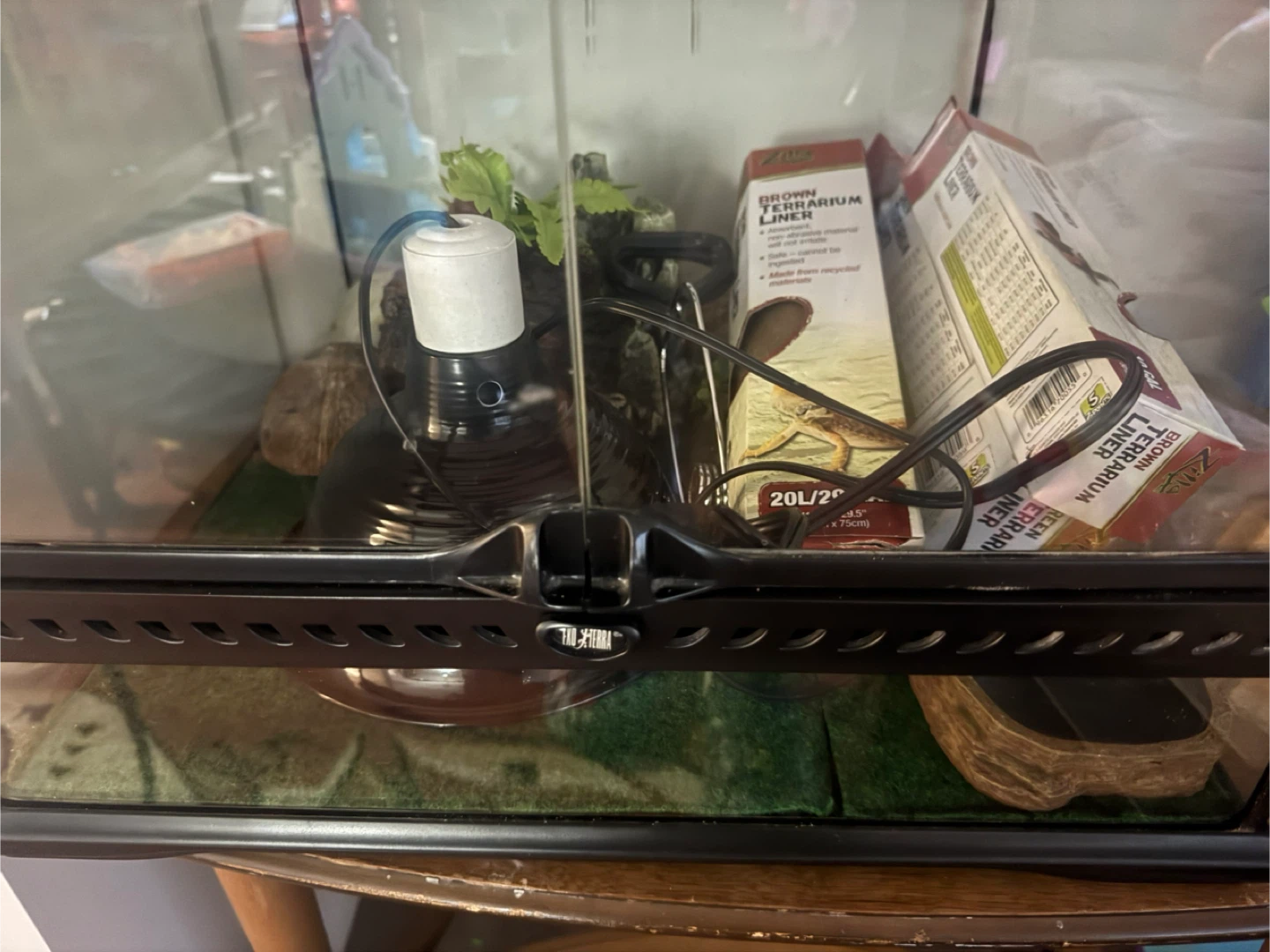 Zilla Terrarium with Brown Terrarium Liner - photo 3