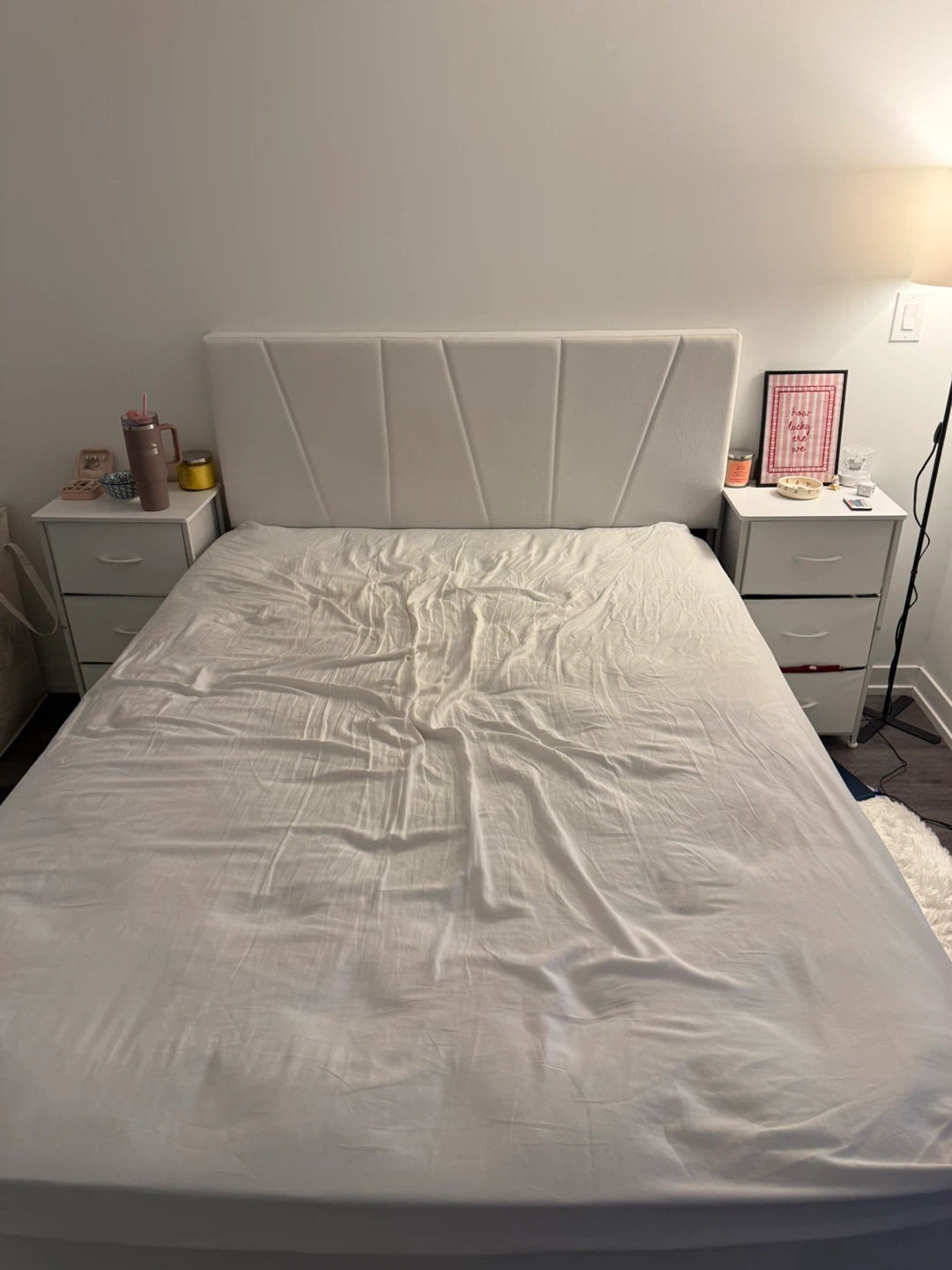 Full/Double Bedframe (no mattress)
