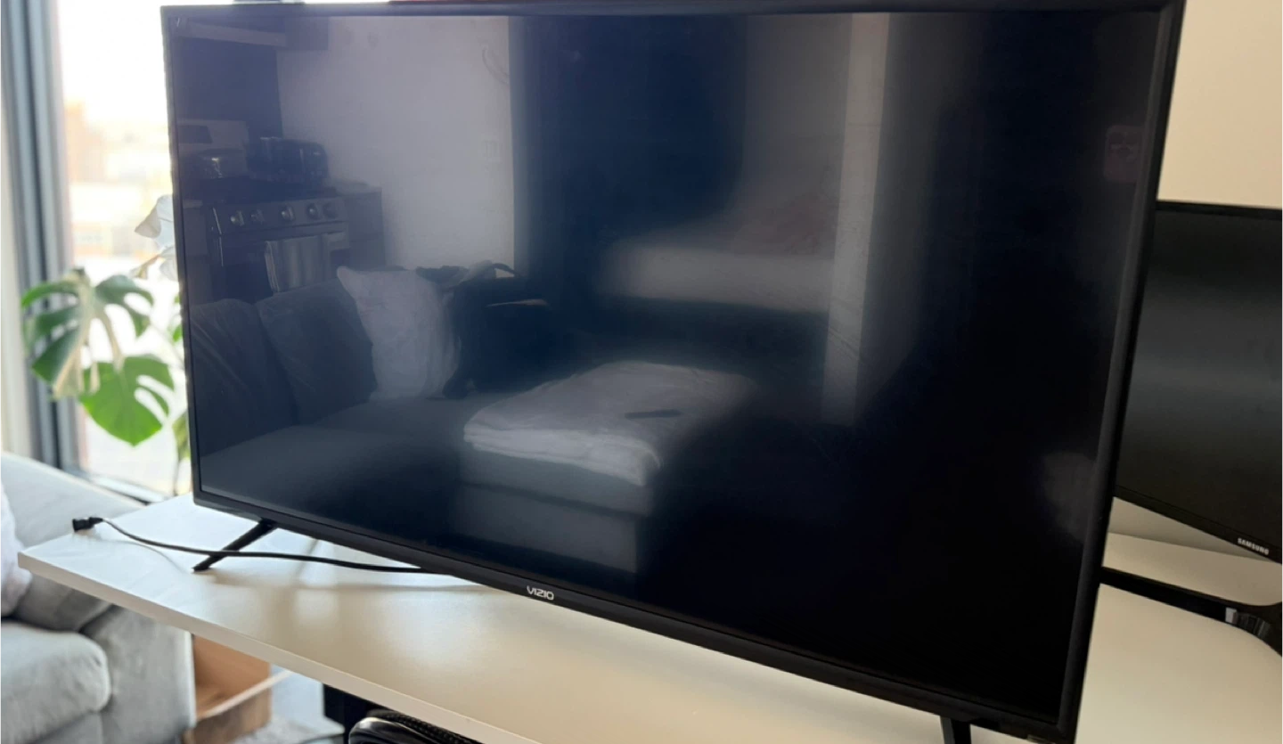 VIZIO Smart TV 40inch - photo 3