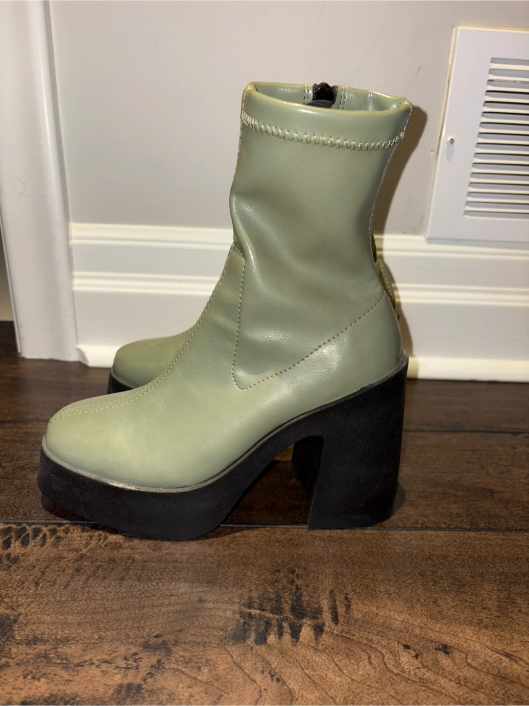 Light Green Platform Boots - photo 3