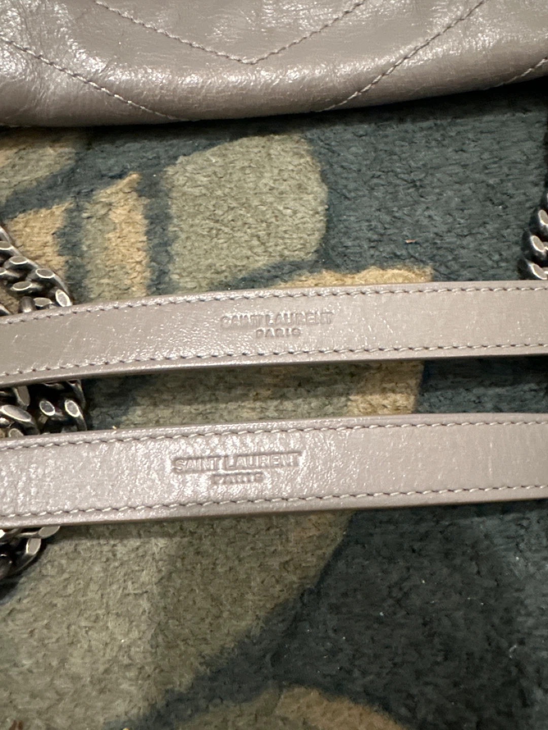 Saint Laurent Grey Leather Shoulder Bag - photo 3