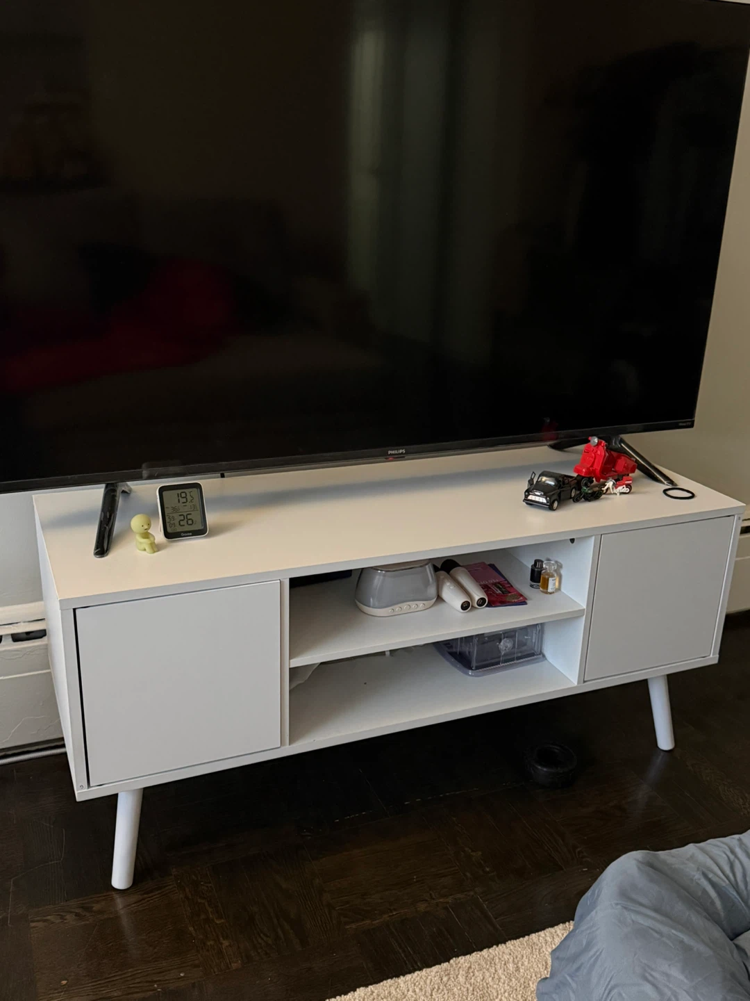 HOMEFORT Retro White TV Stand - Mid-Century Console Table - photo 4