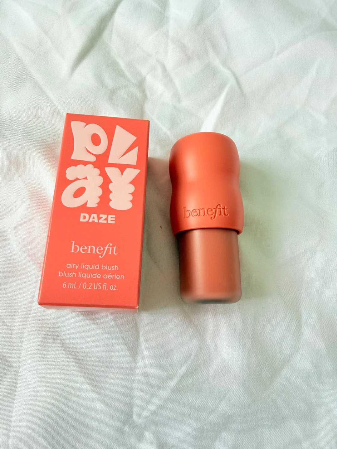 Benefit Daze Airy Liquid Blush color apricotta