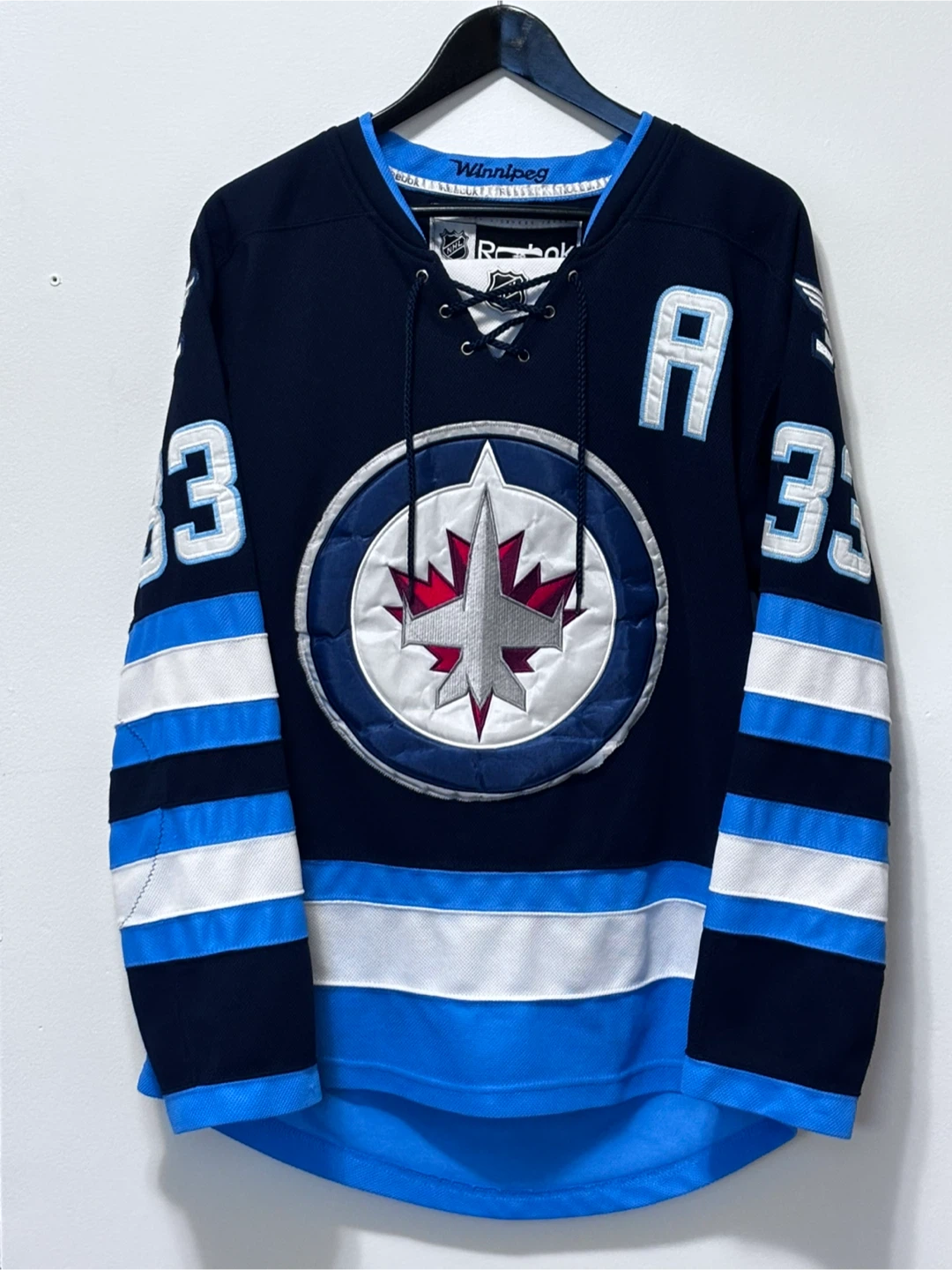 🥕Vintage Reebok Winnipeg Jets Byfuglien #33 Hockey Jersey