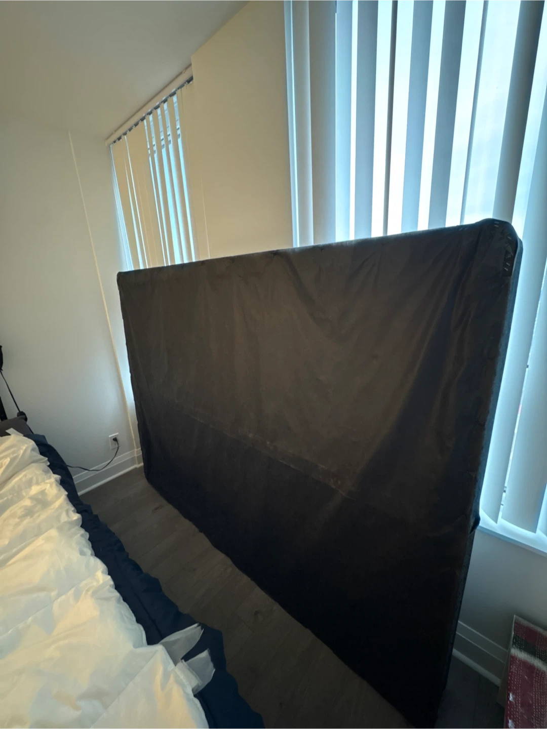 Black Box Spring - Queen Size