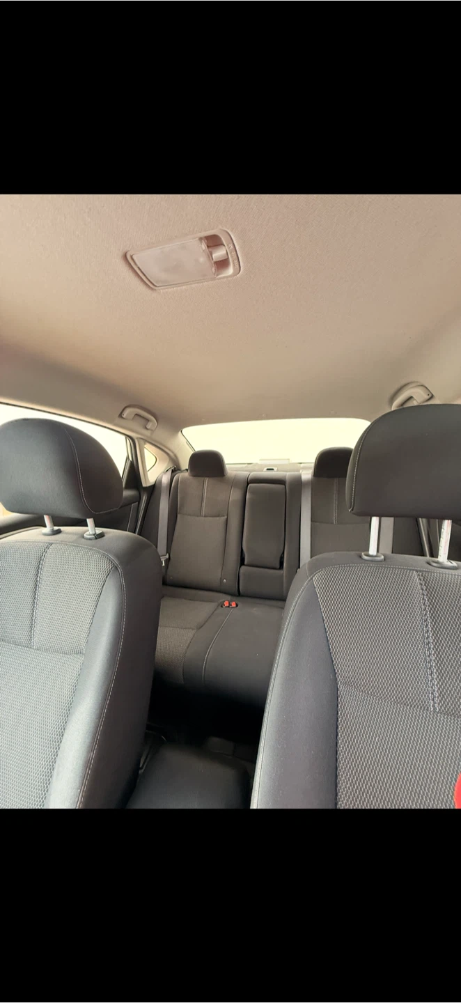 2014 Nissan Sentra S 184,000km - photo 4