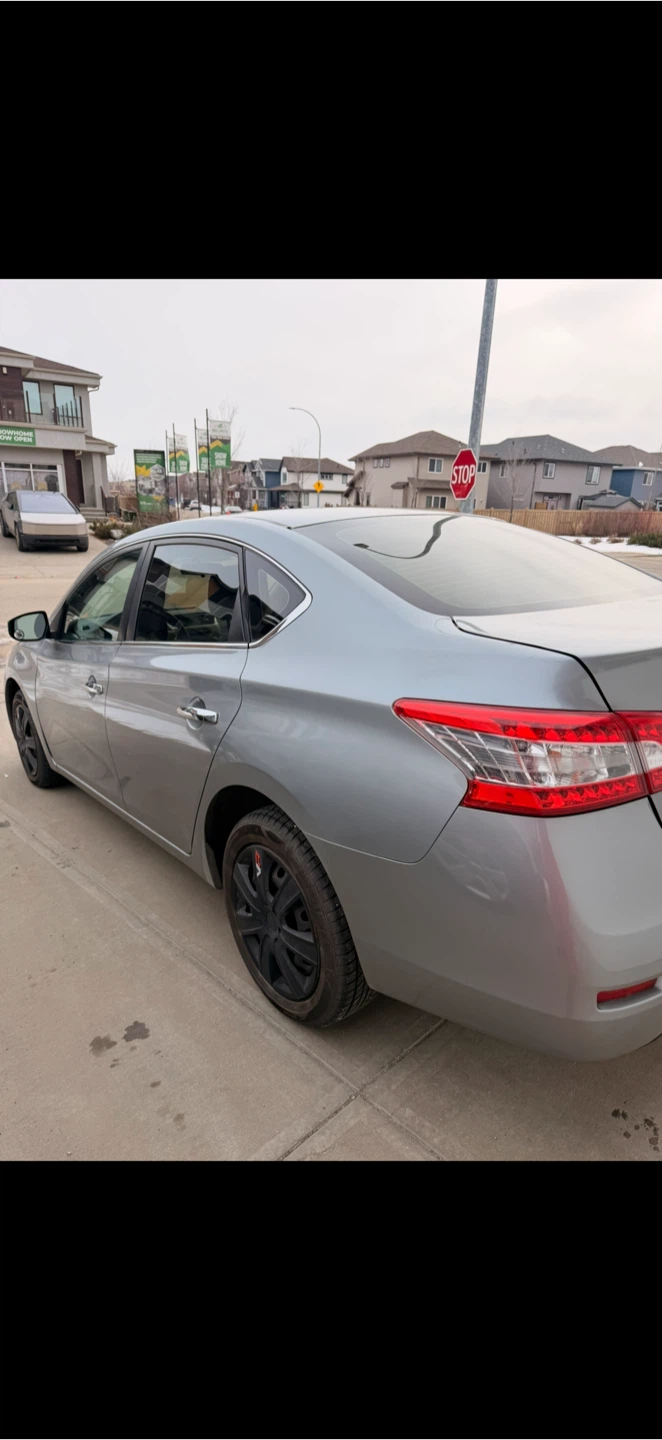 2014 Nissan Sentra S 184,000km - photo 2