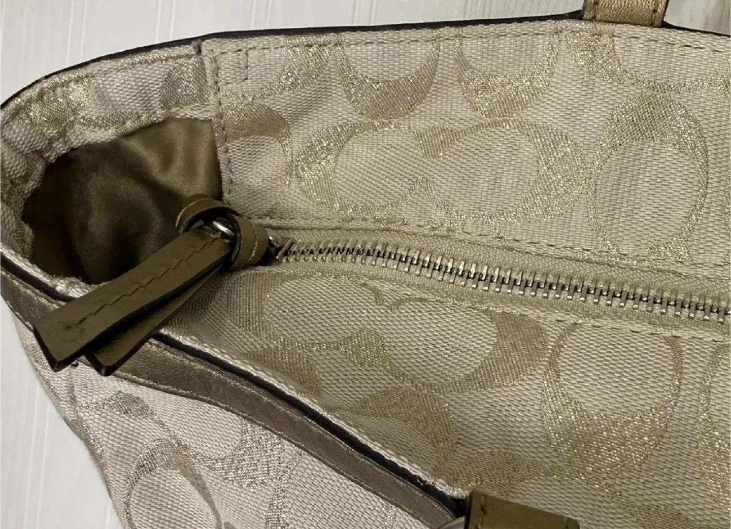 Coach Signature Tote Bag - Beige/Gold - photo 3